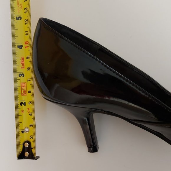 Black Patent Heels With Silver Buckle - Picture 9 of 13